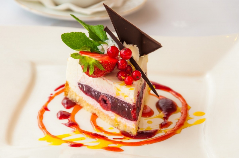 boulangerie-LA VALETTE DU VAR-min_the_cake_dessert_eating_bun_colorful_sweet_dish_taste_cake_with_cream-941034